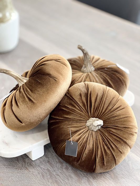 Velvet Pumpkin 6.25"
