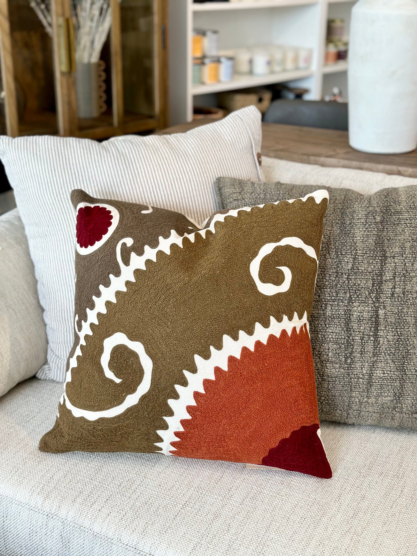 18" Suzani Pillow