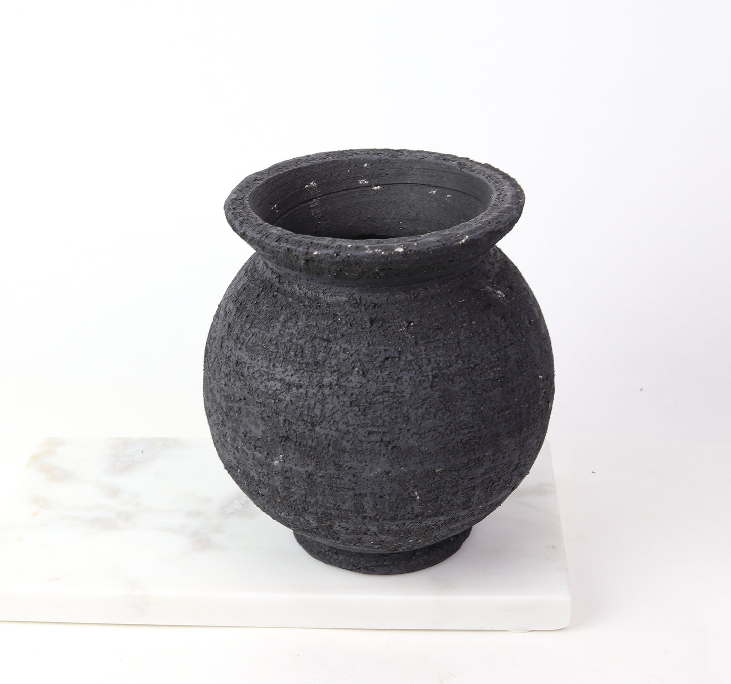 7" Black Round Pot