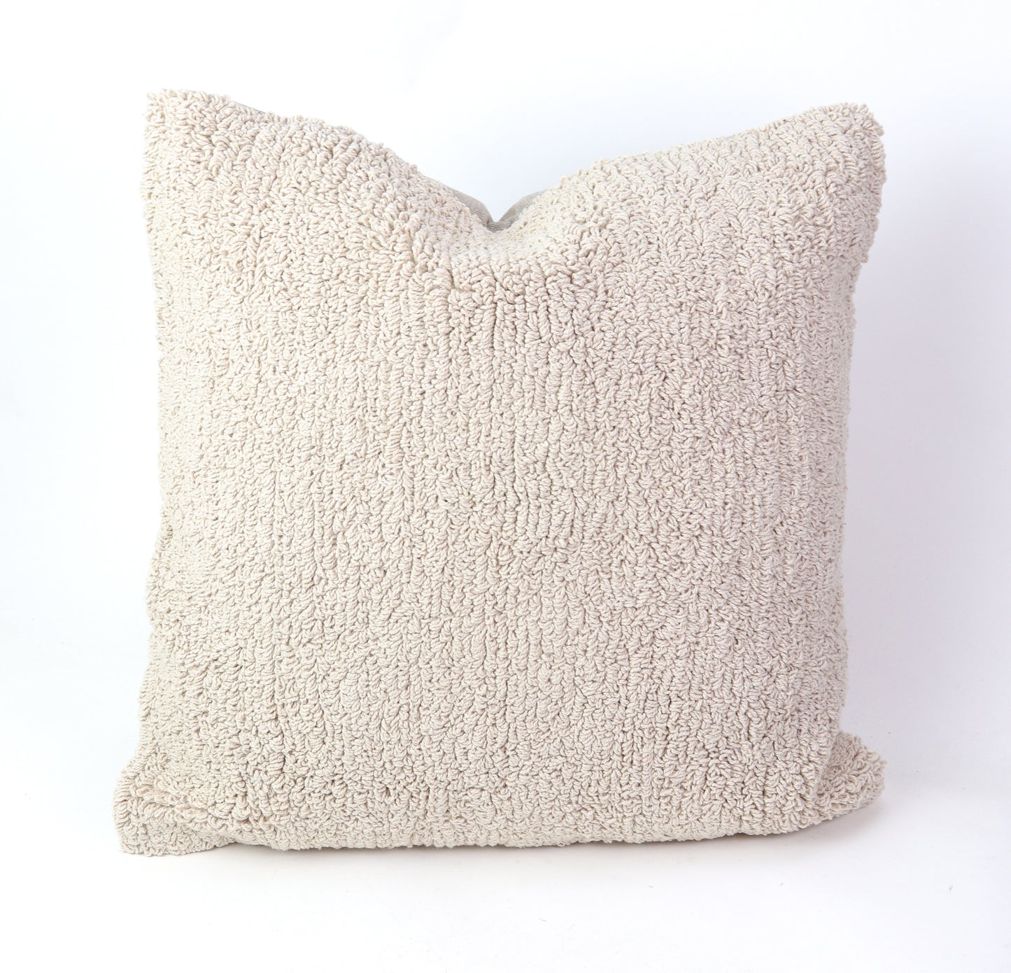 18" Tufted Boucle