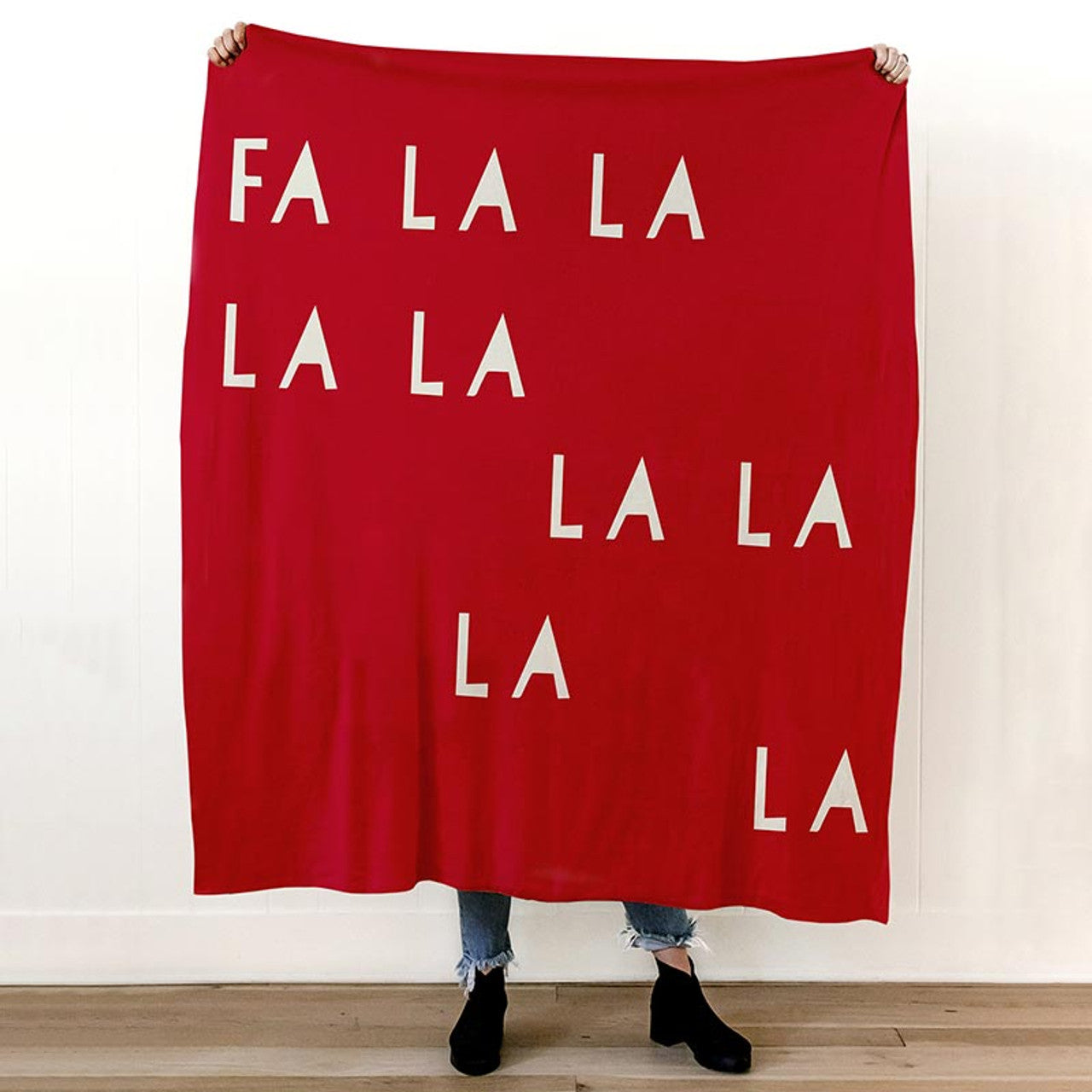 Fa La La Throw