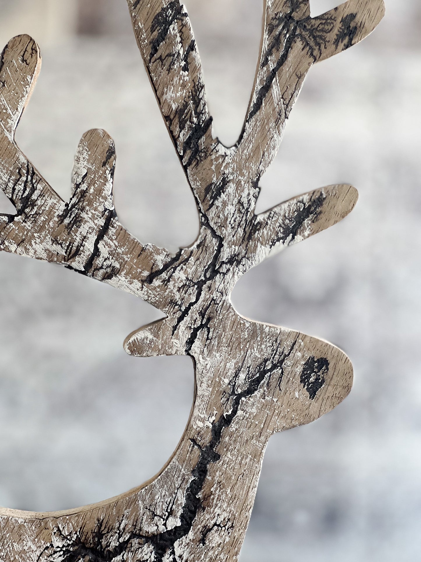 16"  Wood Crackle Deer