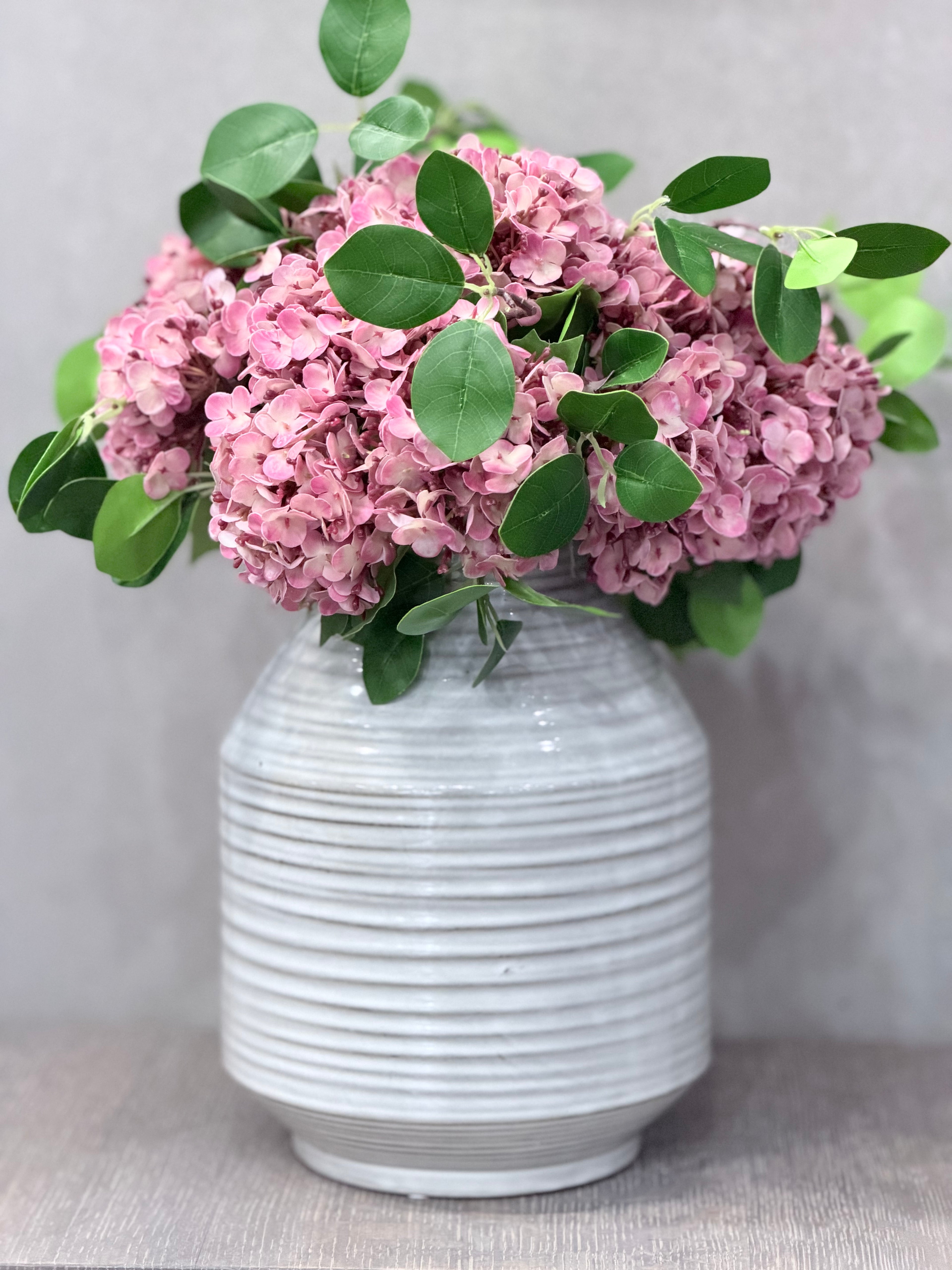 9.85 Urban Stripe Vase