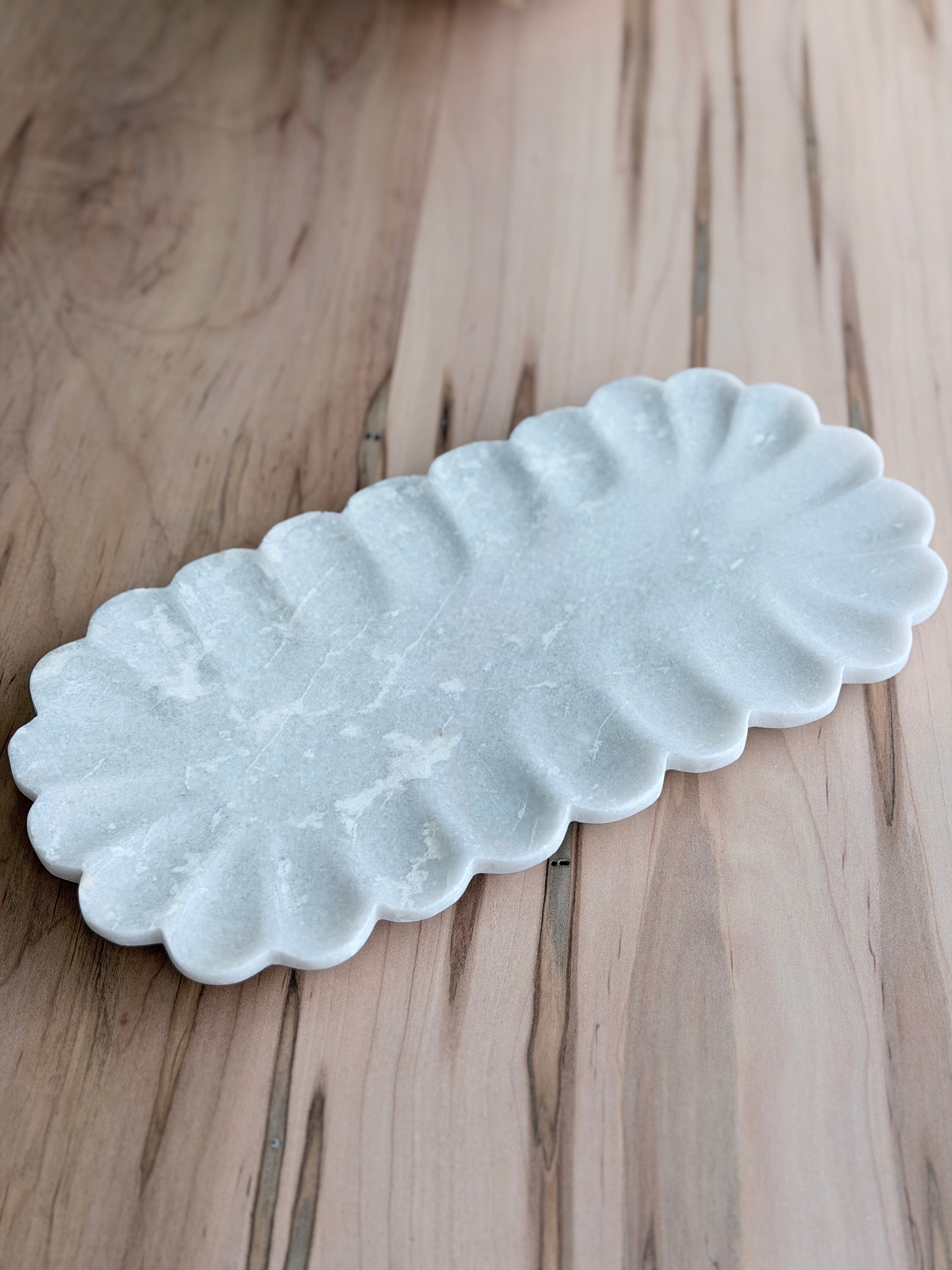 12" x  6" Scallop Tray