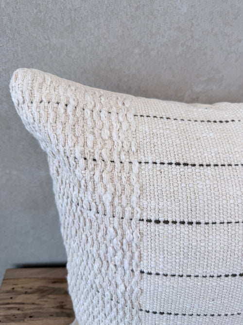 18" Dorthea PIllow