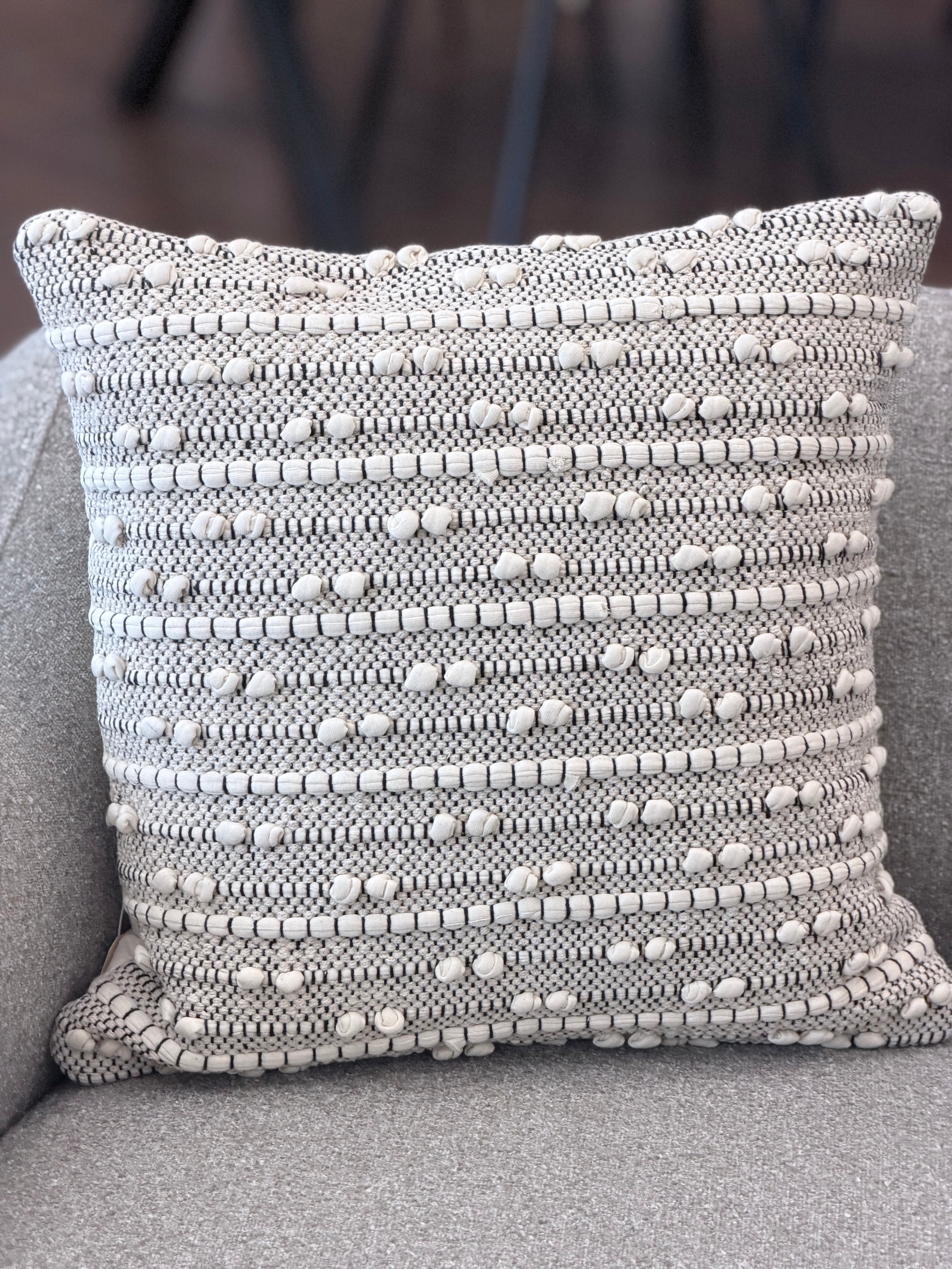 18" Moroccan Design Pillow