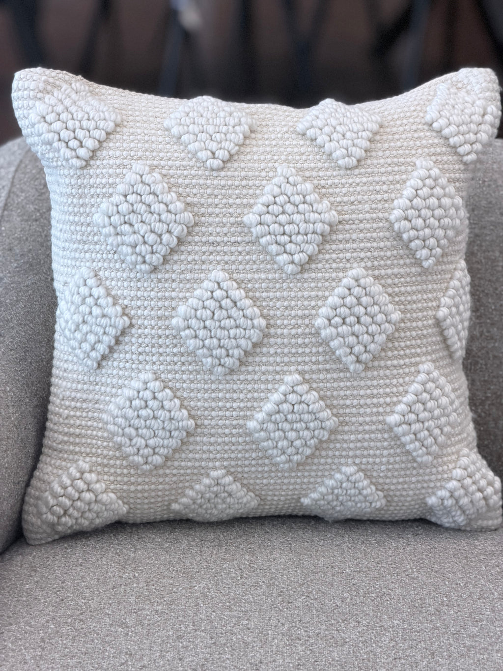 18" Diamond PIllow
