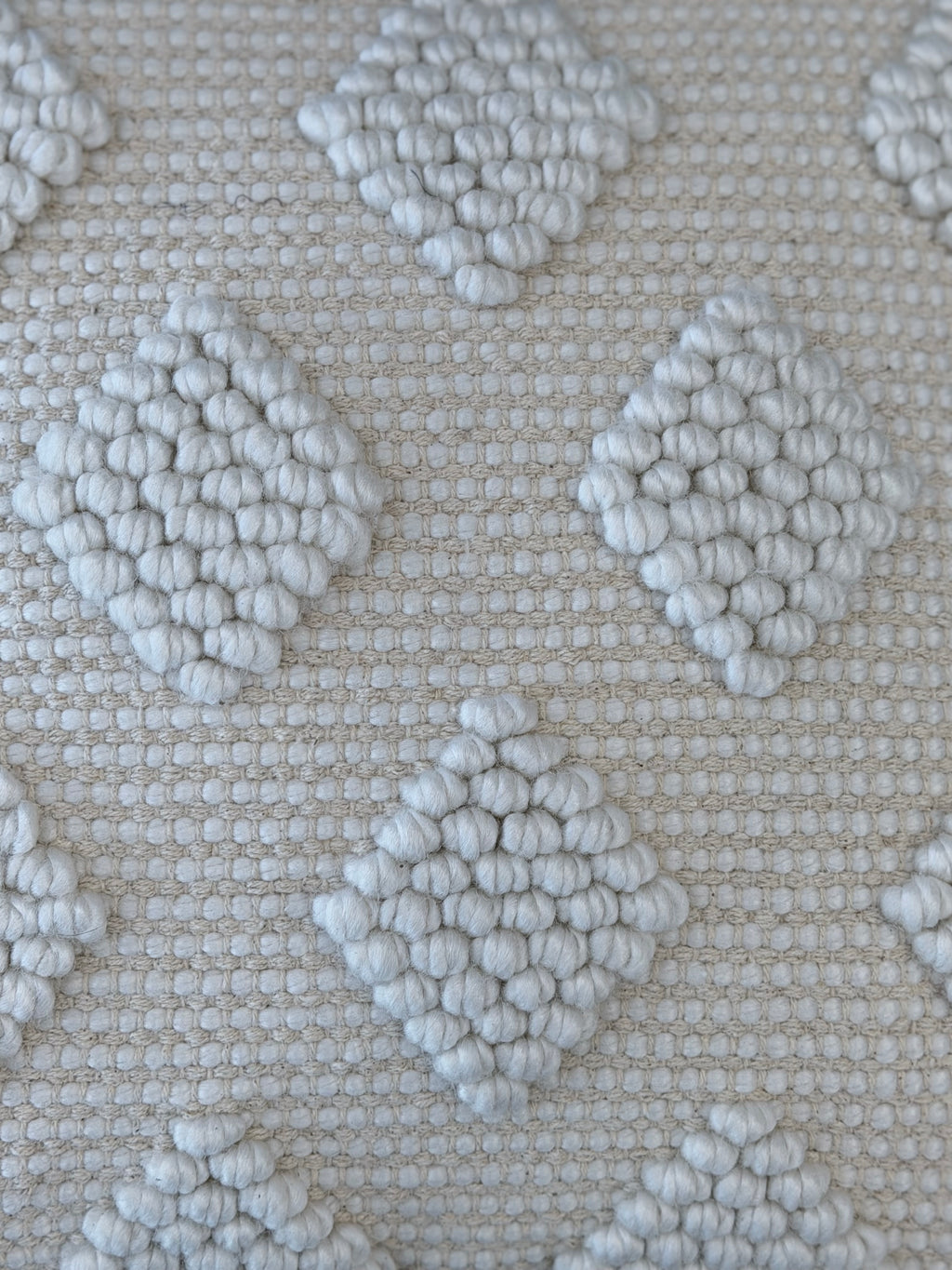 18" Diamond PIllow