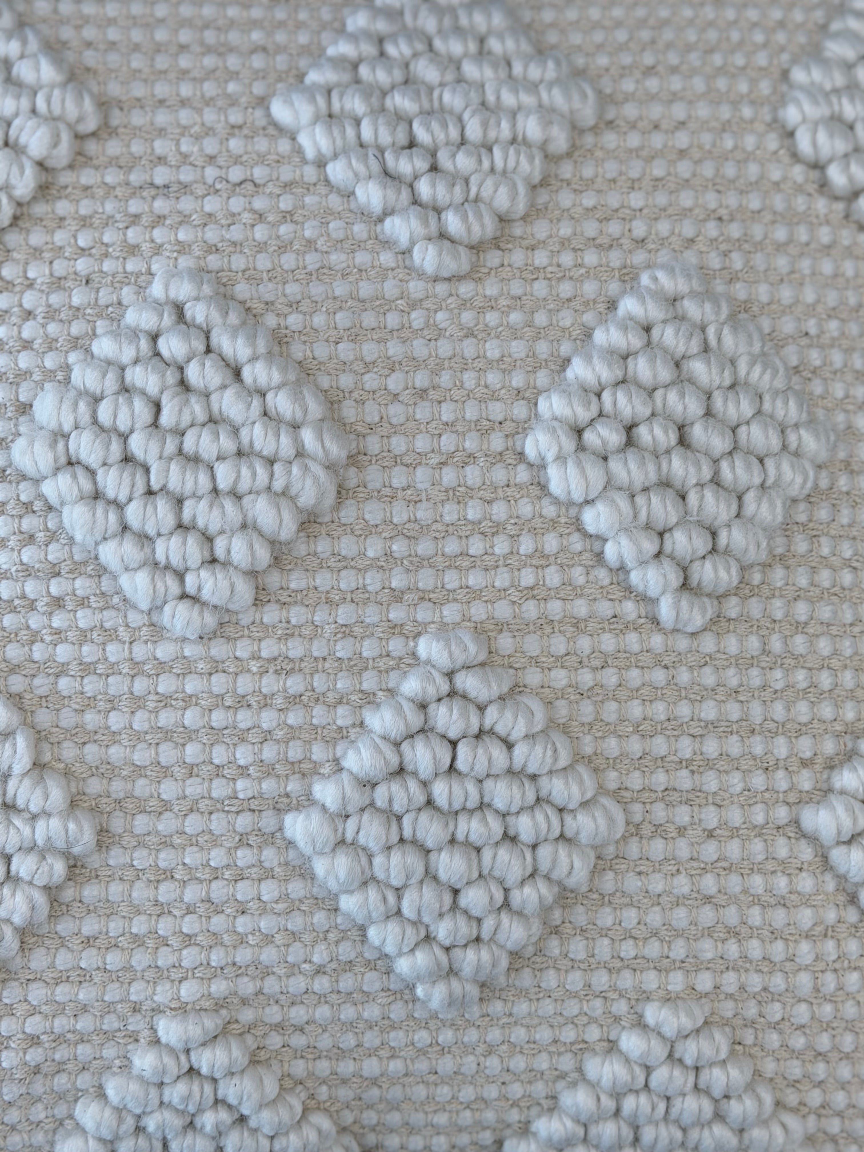 18" Diamond PIllow