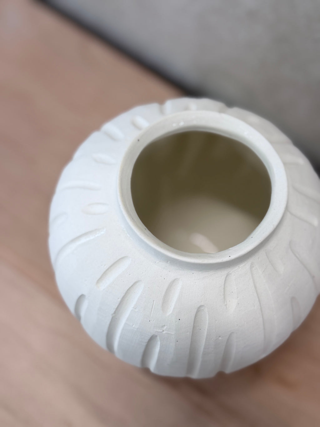 6" Ribbed Texture Vase