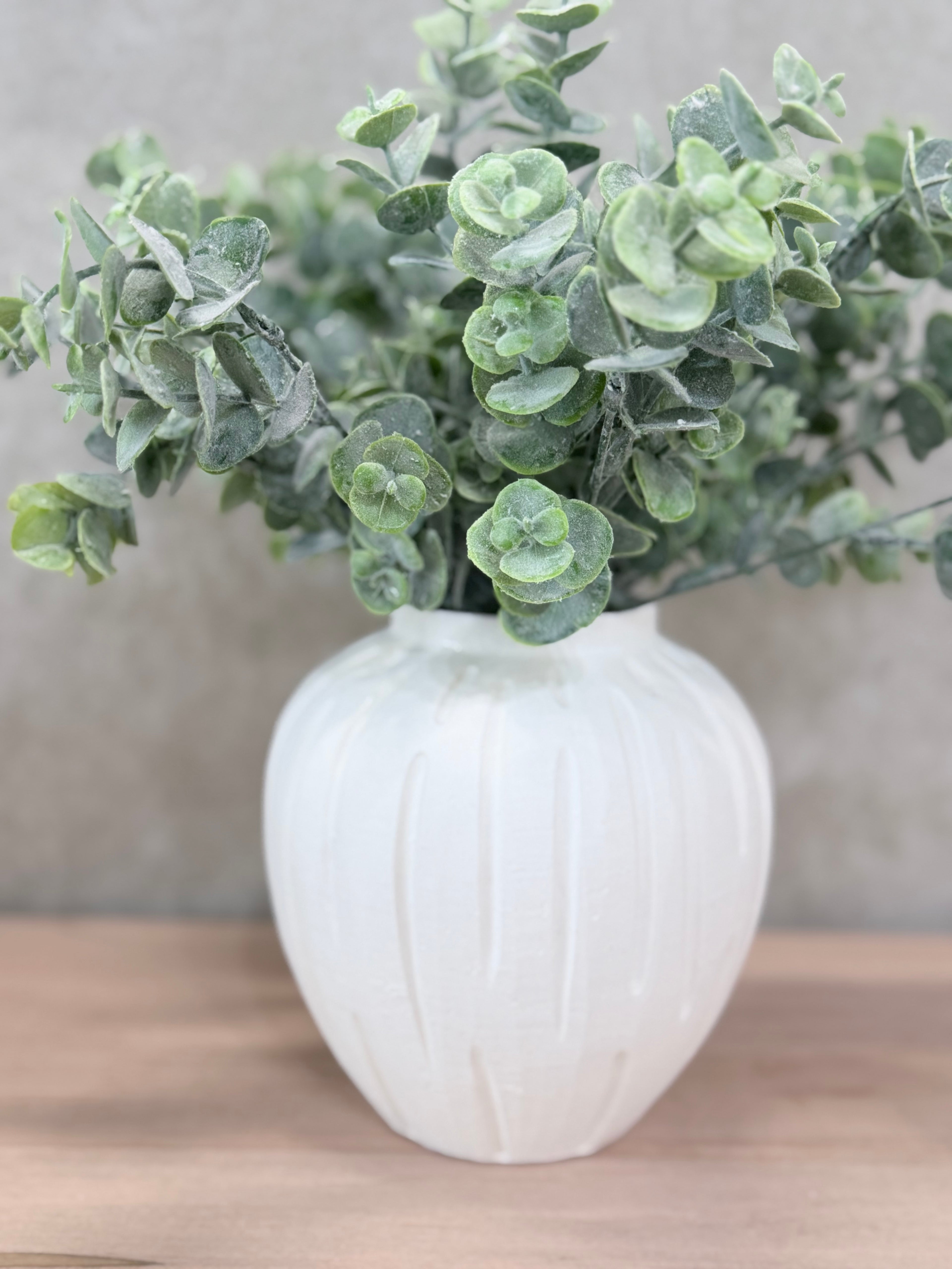 6" Ribbed Texture Vase