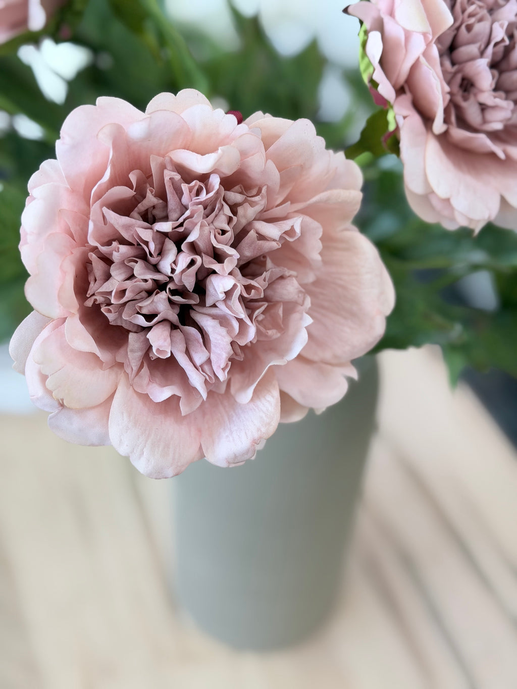 23" Peony Mauve