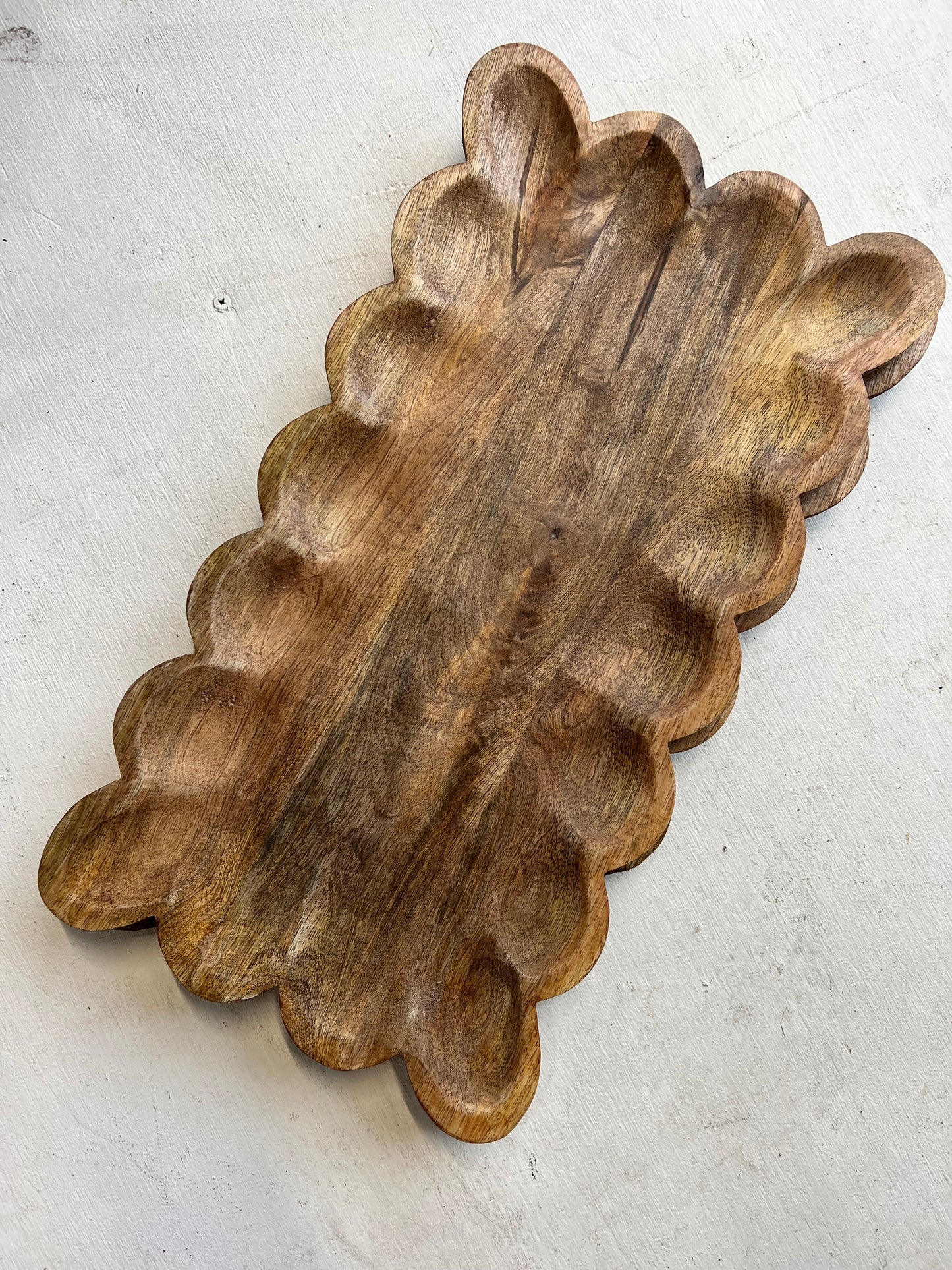 Mango Wood Tray w Scalloped