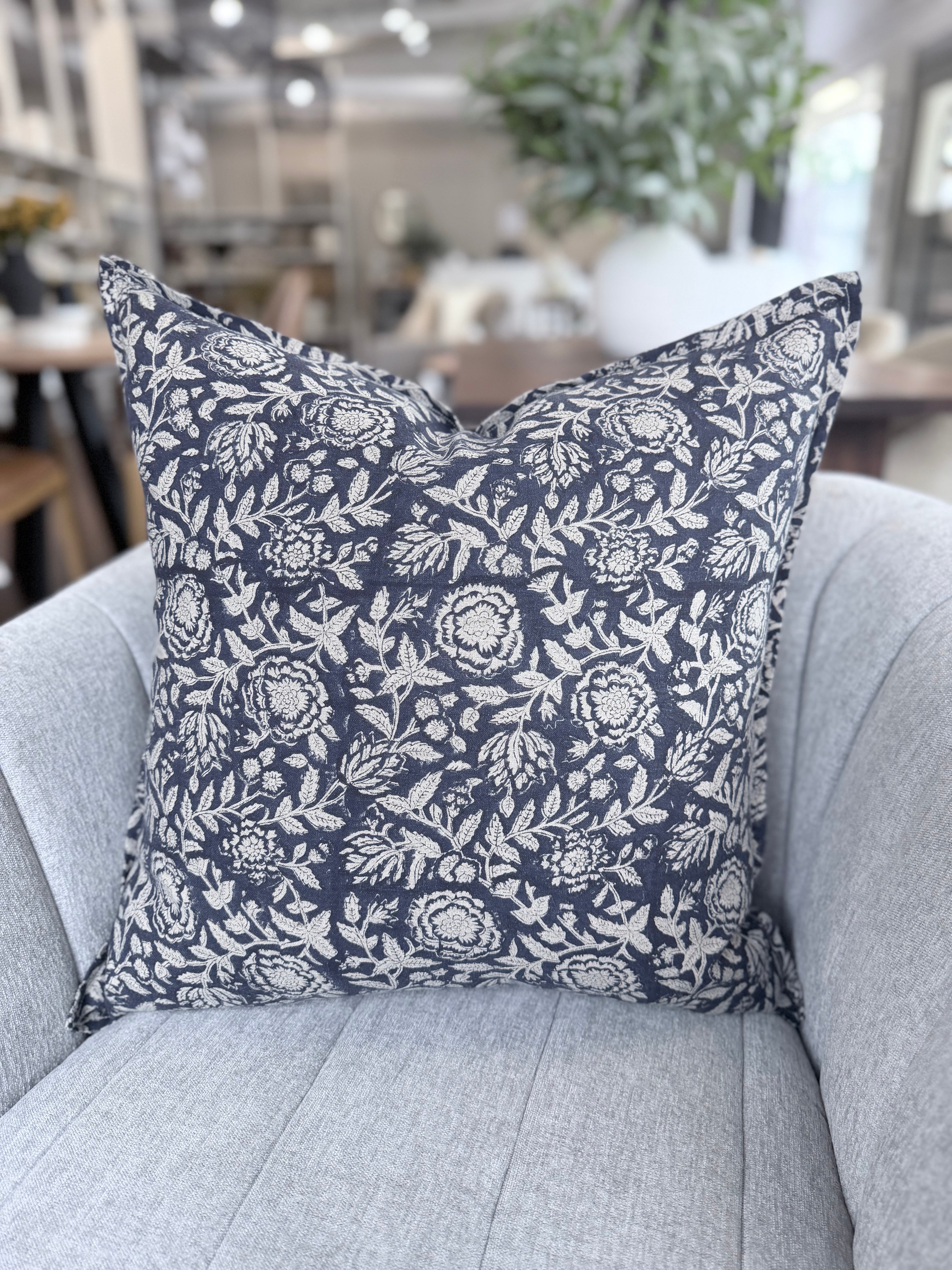 20" Linen Rio Blue