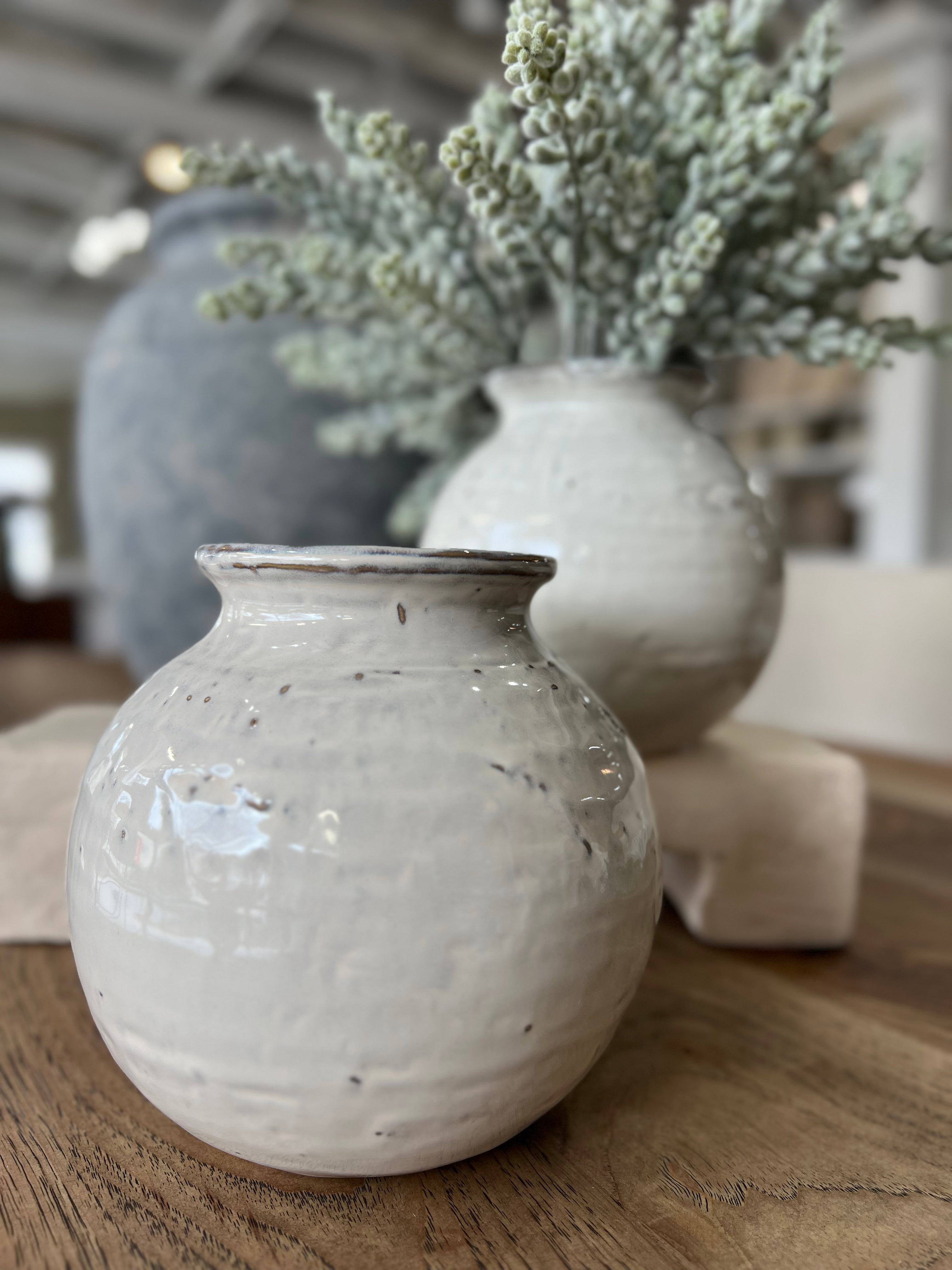 6" WHT Ceramic Ball Vase