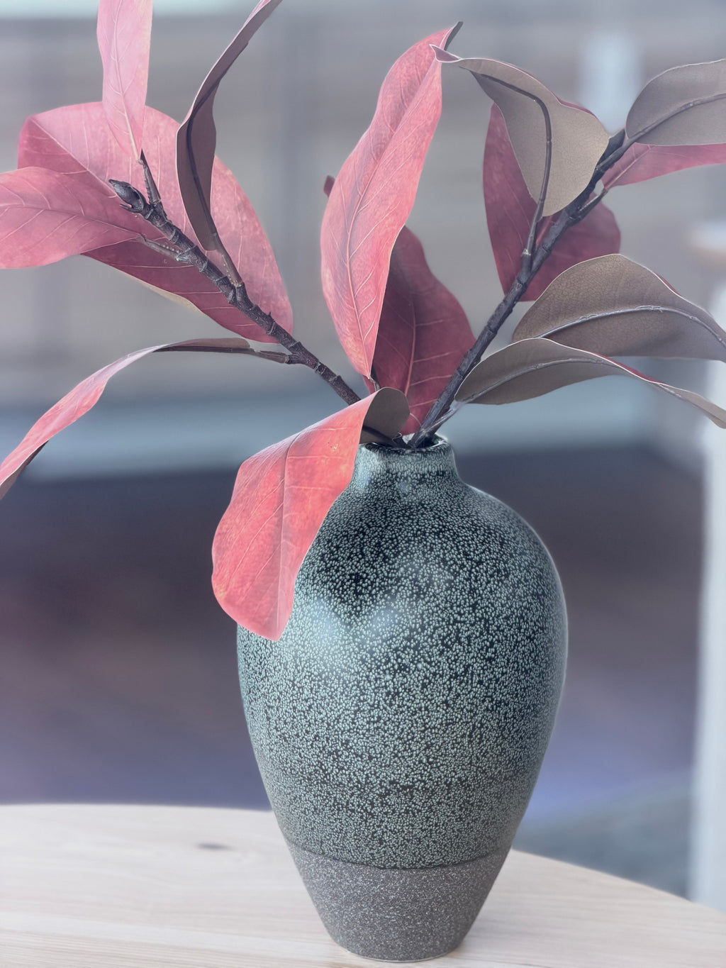 Magnolia Leaf Red