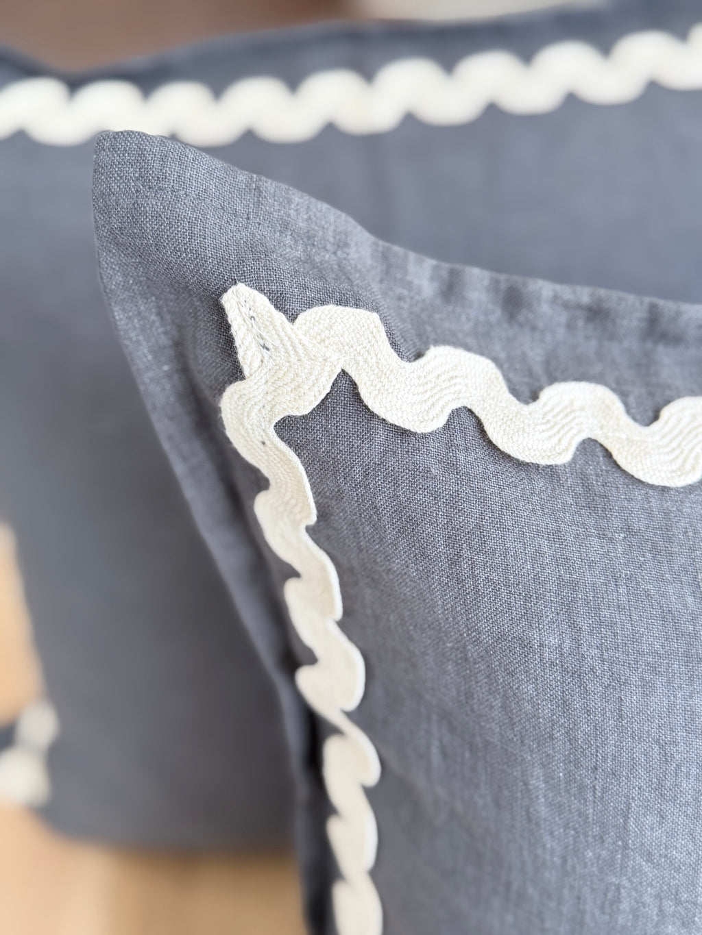 20" Lacework Linen Pillow