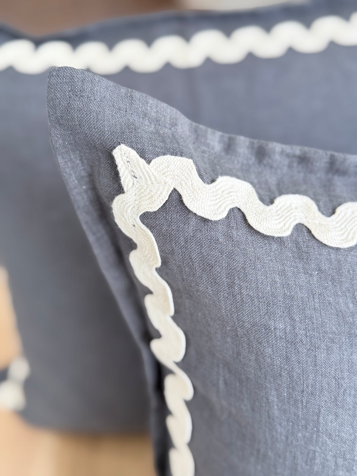 20" Lacework Linen Pillow