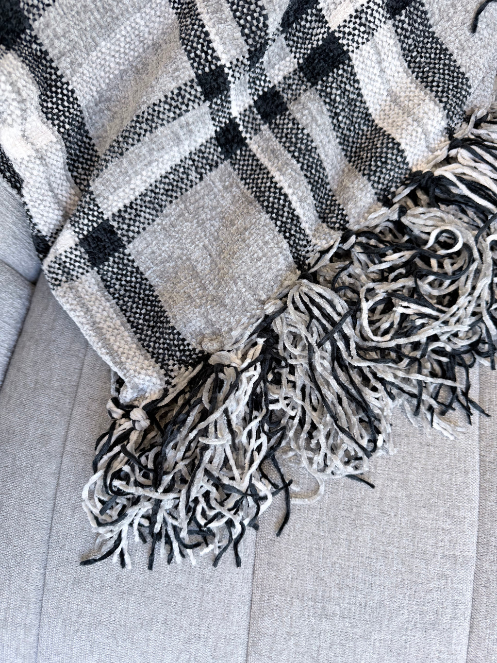 Black and Grey Throw