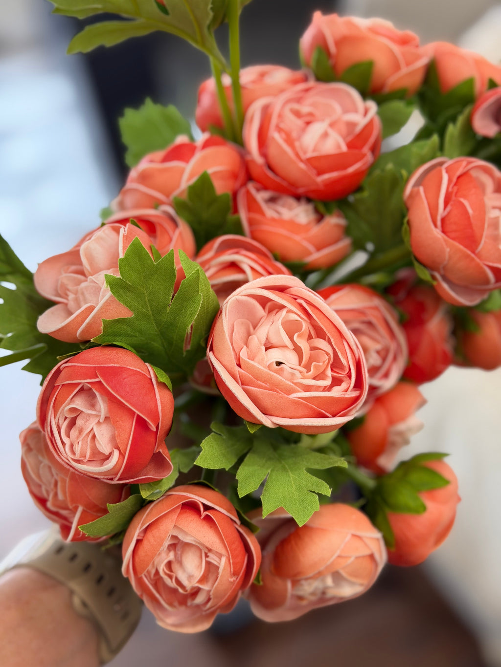 15" Ranunculus Bunch Orange