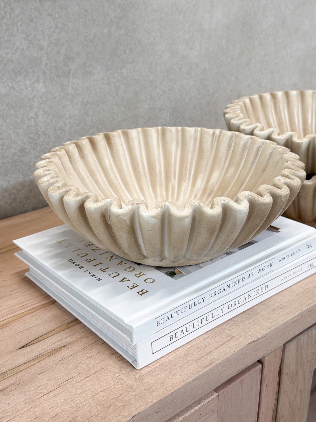 9.8" Beige Ruffle Bowl