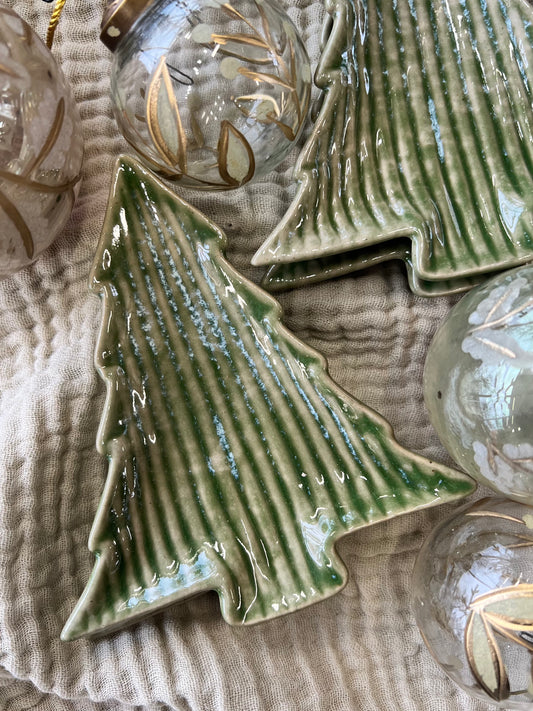5" Green Rib Tree Plate