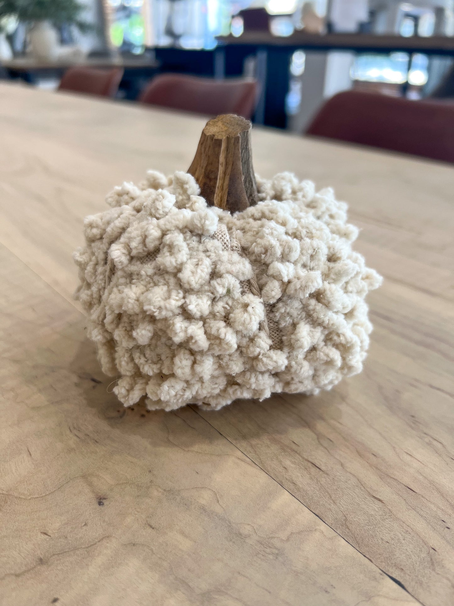 4.75" Boucle/Velvet Pumpkin