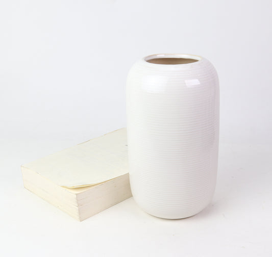 9" White Mod Vase