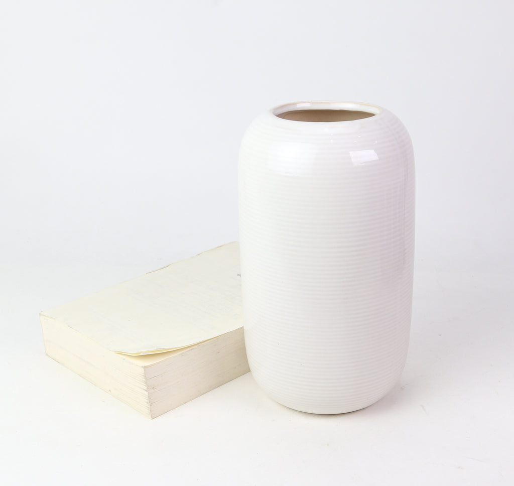 9" White Mod Vase