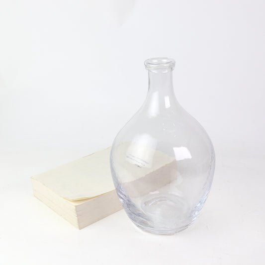 10.5" Clear Vase